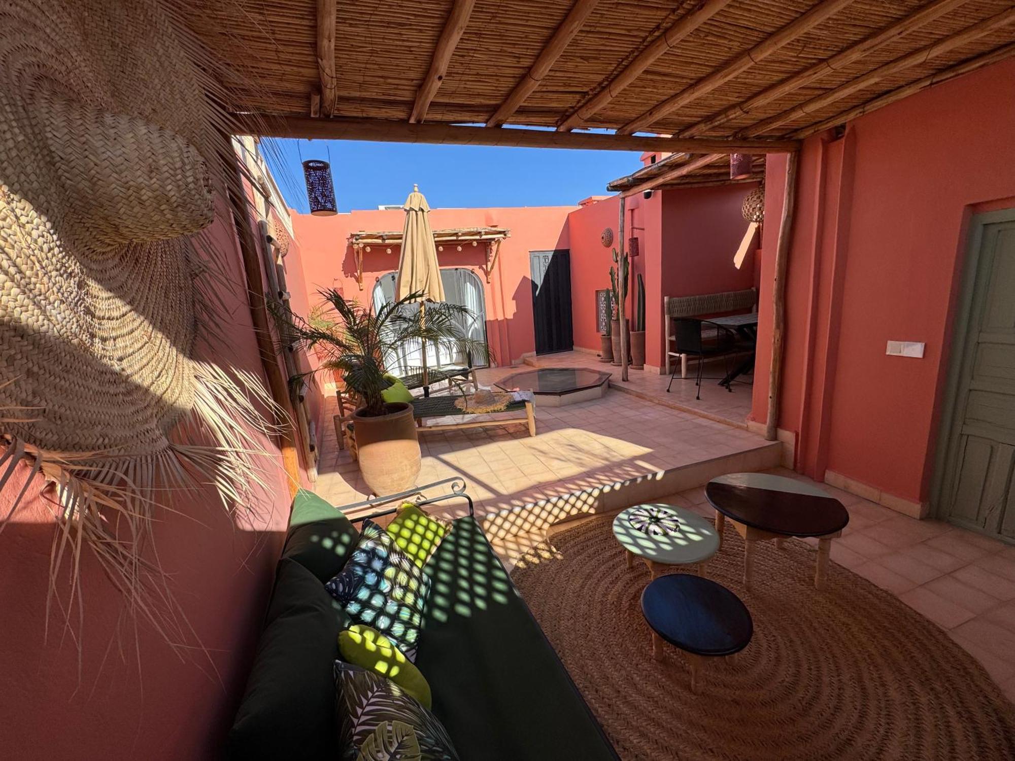 Dar Dabakech, Proche Jemma El Fna, Souk, Centre Medina, Riad, Logement Entier De 2 A 6 Personnes Marrakesh Exterior photo
