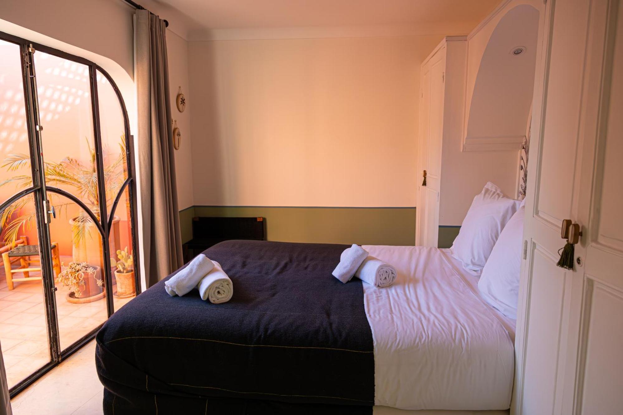 Dar Dabakech, Proche Jemma El Fna, Souk, Centre Medina, Riad, Logement Entier De 2 A 6 Personnes Marrakesh Exterior photo